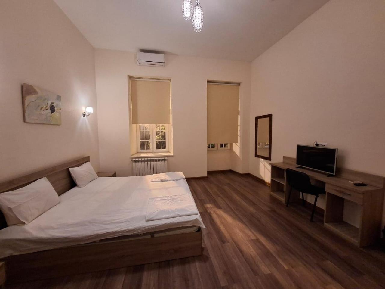 Central Apartment Баку Екстериор снимка
