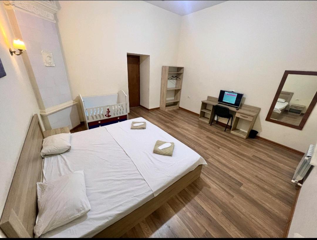 Central Apartment Баку Екстериор снимка