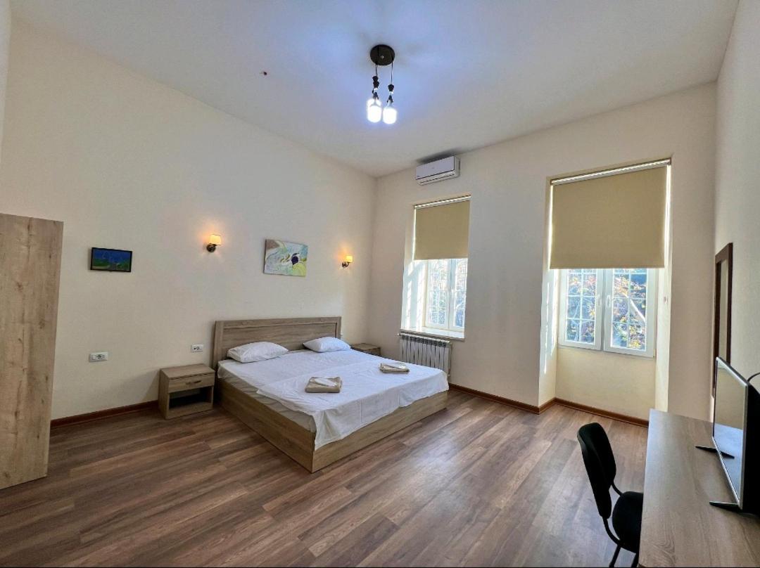 Central Apartment Баку Екстериор снимка