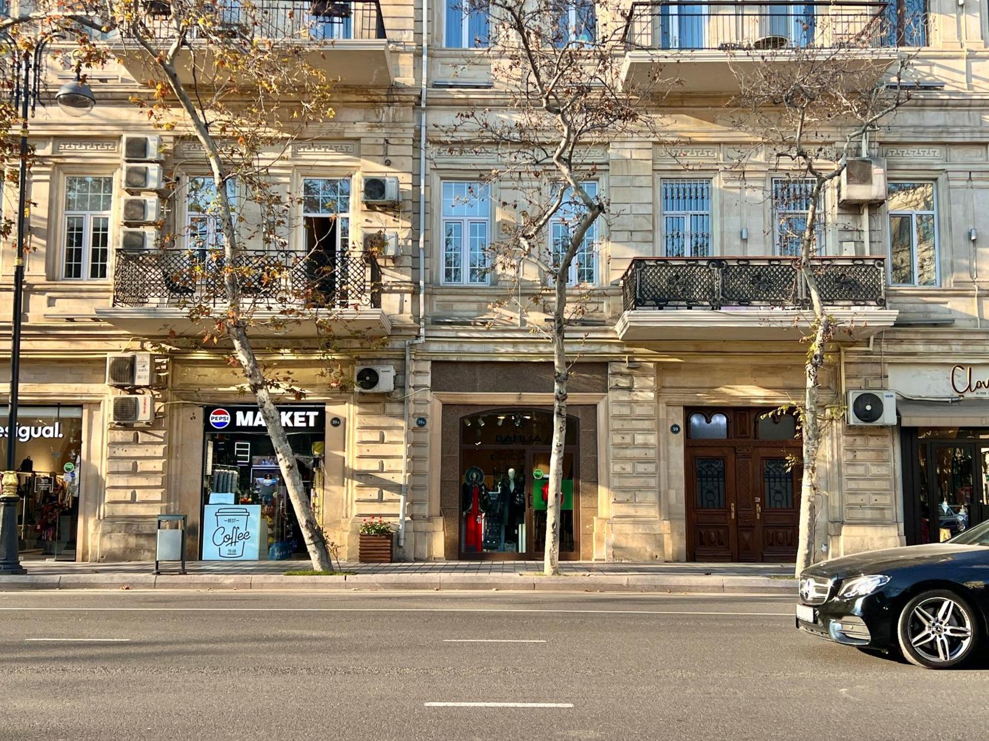 Central Apartment Баку Екстериор снимка